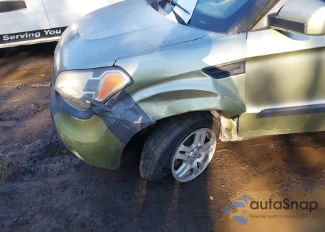 2011 Kia Soul + z USA, uszkodzony, nr VIN KNDJT2A23B7227197